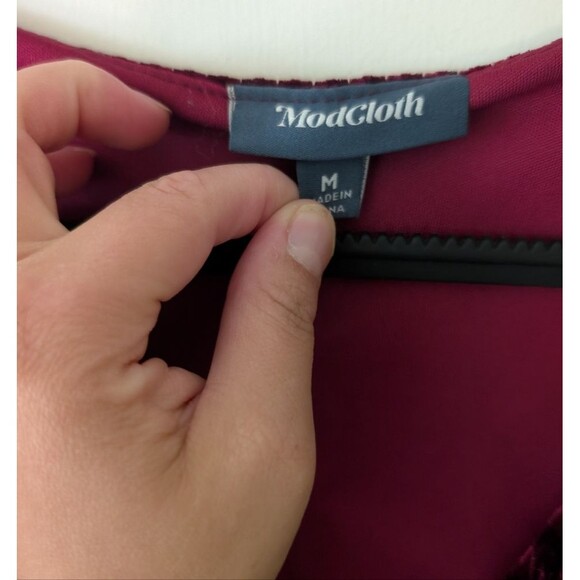 Modcloth Maroon Ribbed Midi Formal Holiday Dress Size Medium - Picture 2 of 6